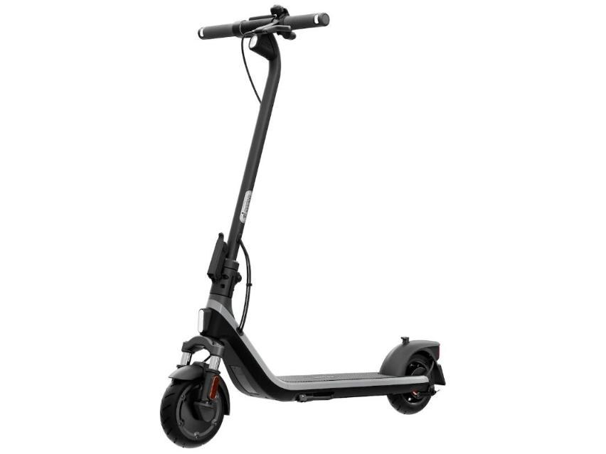 Sort og gråt Segway-el-løbehjul med affjedret forgaffel set skråt forfra på hvid baggrund